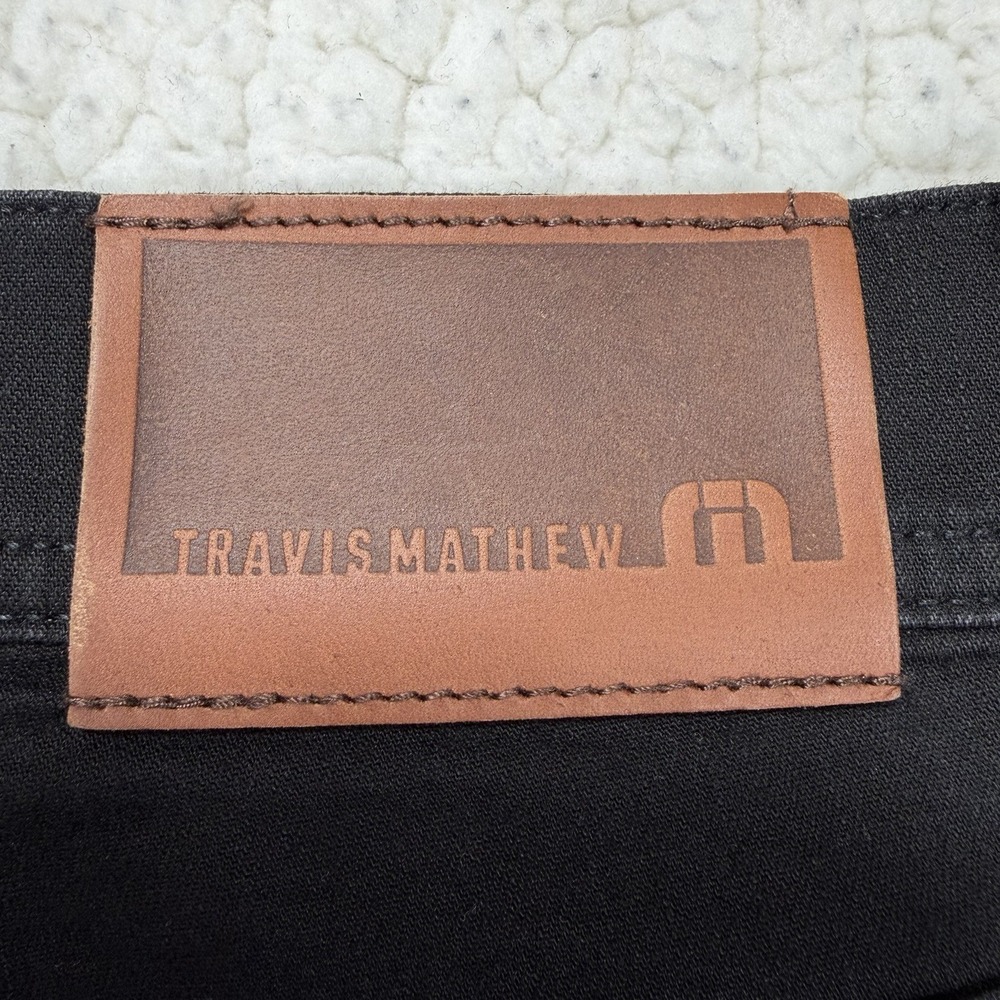 TravisMathew Jeans Men's 33x31 Black Stretch 5‎ Pocket Golf Casual Modern - Picture 4 of 9